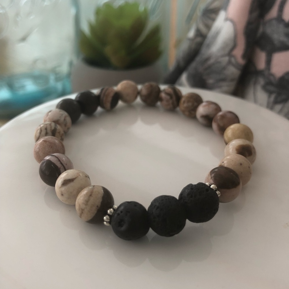 Essential oil diffusing bracelets - Picture 2 of 8